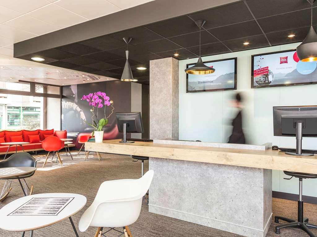 Ibis Thonon Centre Hotel Bagian luar foto
