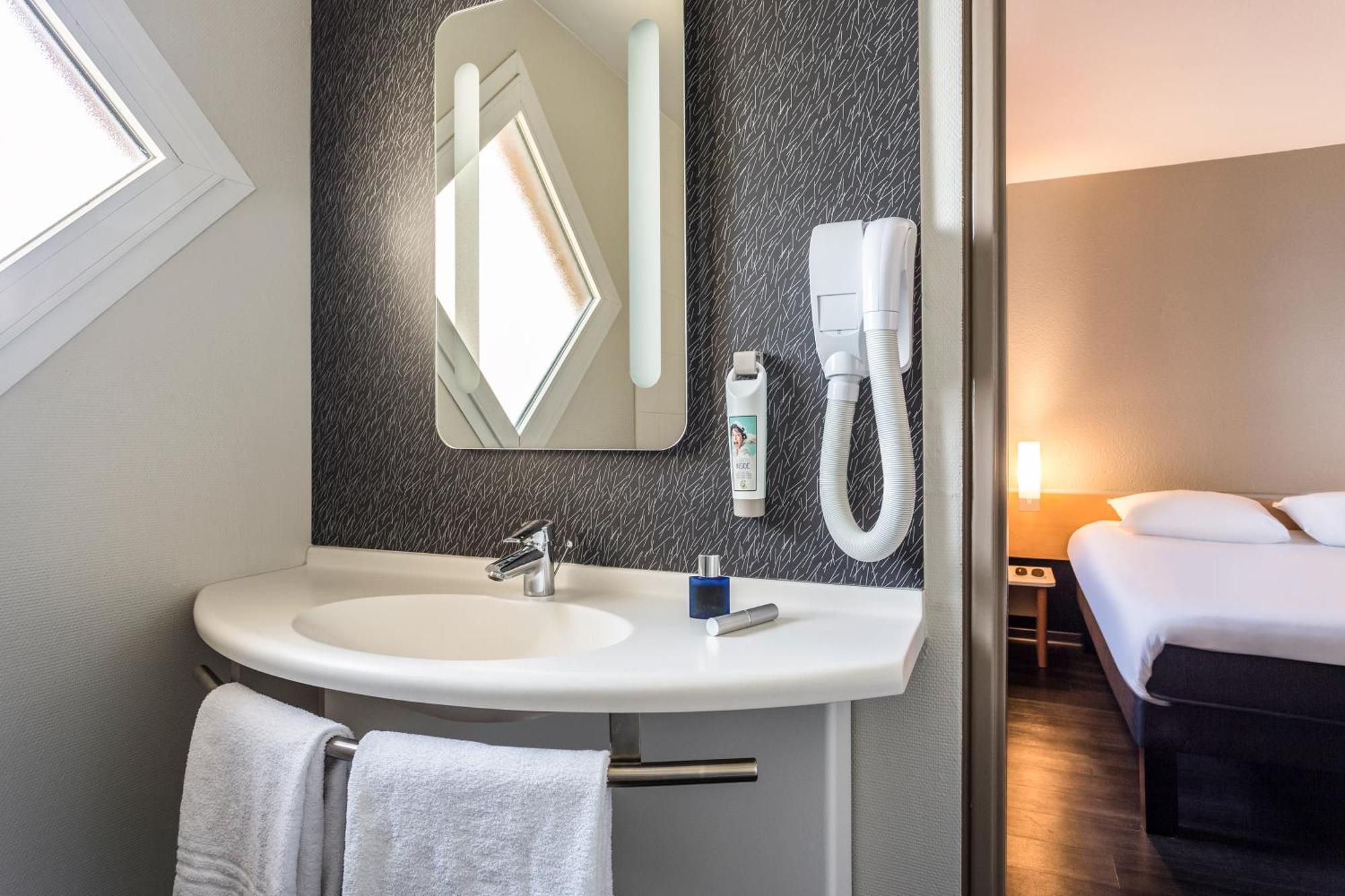 Ibis Thonon Centre Hotel Ruang foto