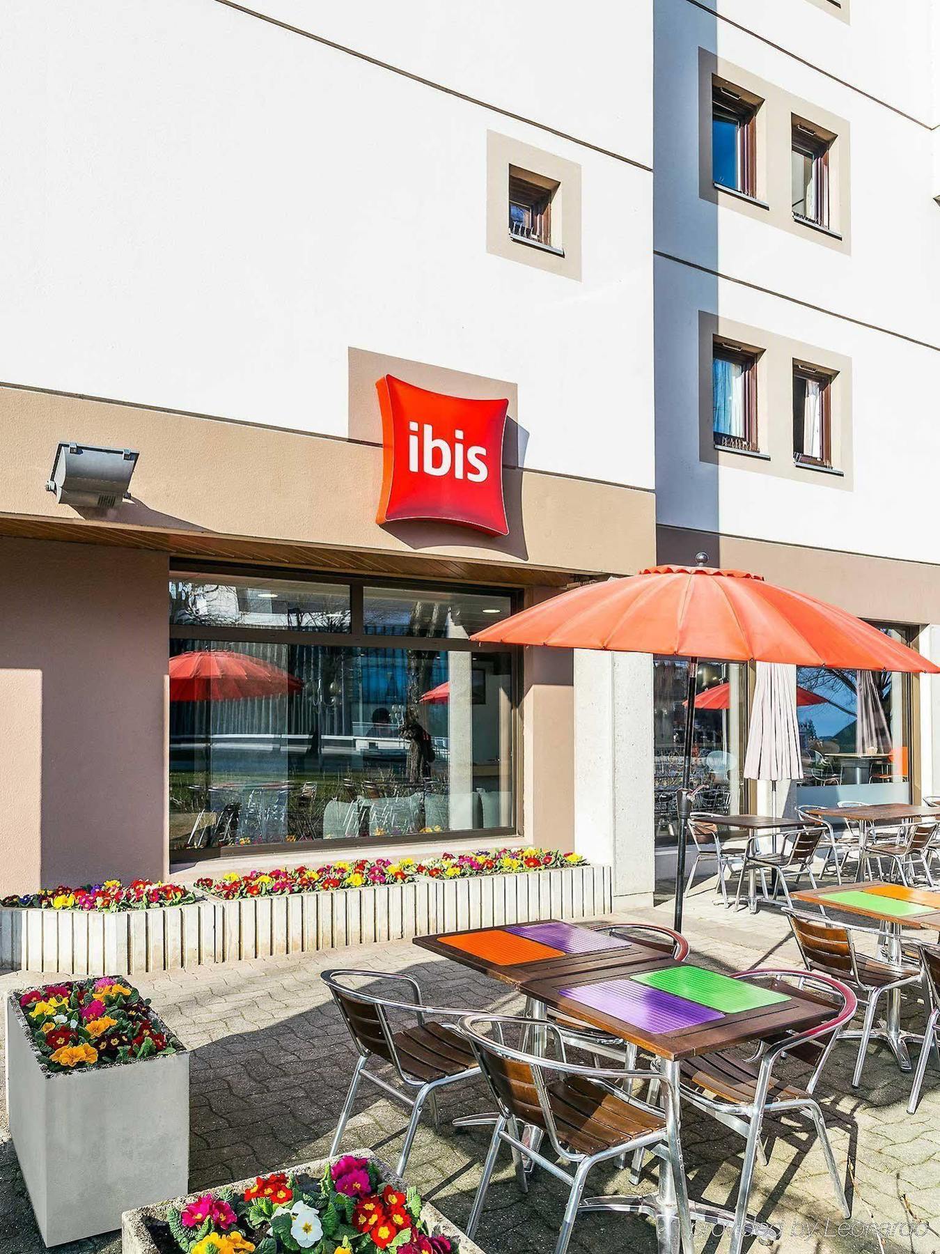 Ibis Thonon Centre Hotel Bagian luar foto